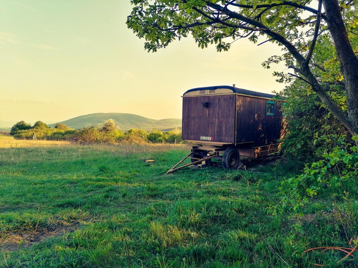 Selanka Off Road Hill View Otel Moravske Lieskove Dış mekan fotoğraf